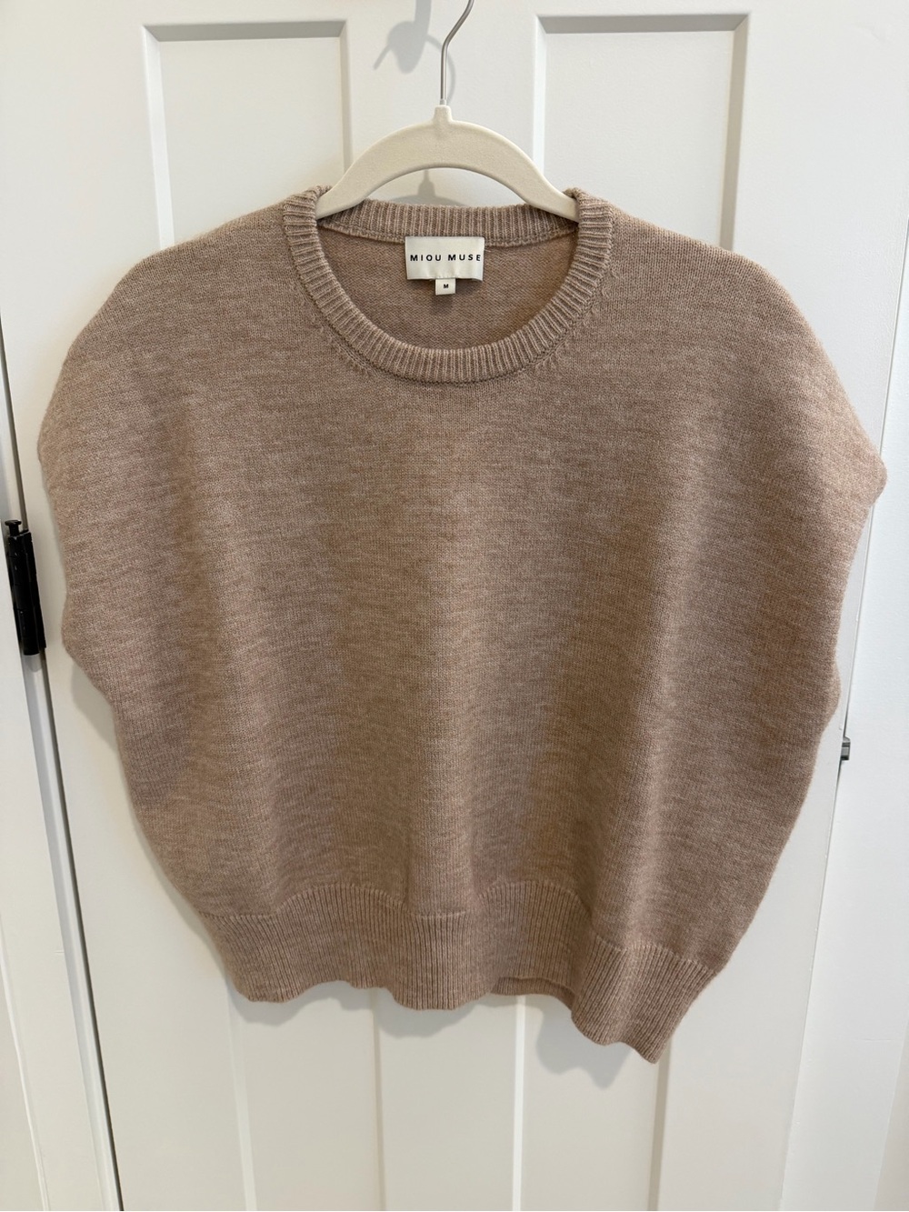 Miou Muse Women's Crewneck Sleeveless Sweater Vest - Taupe